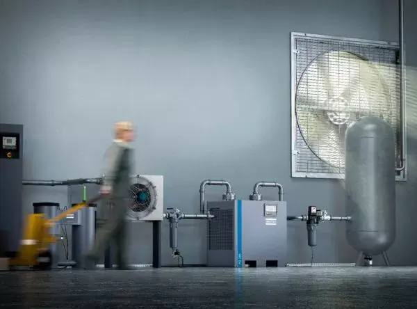 Deal-with-Compressed-Air-Condensate-Correctly.webp